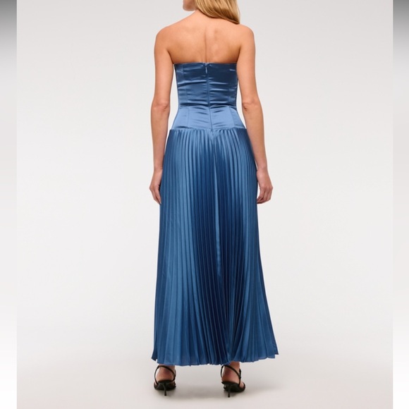 Giselle Drop-Waist Dress - Picture 4 of 8